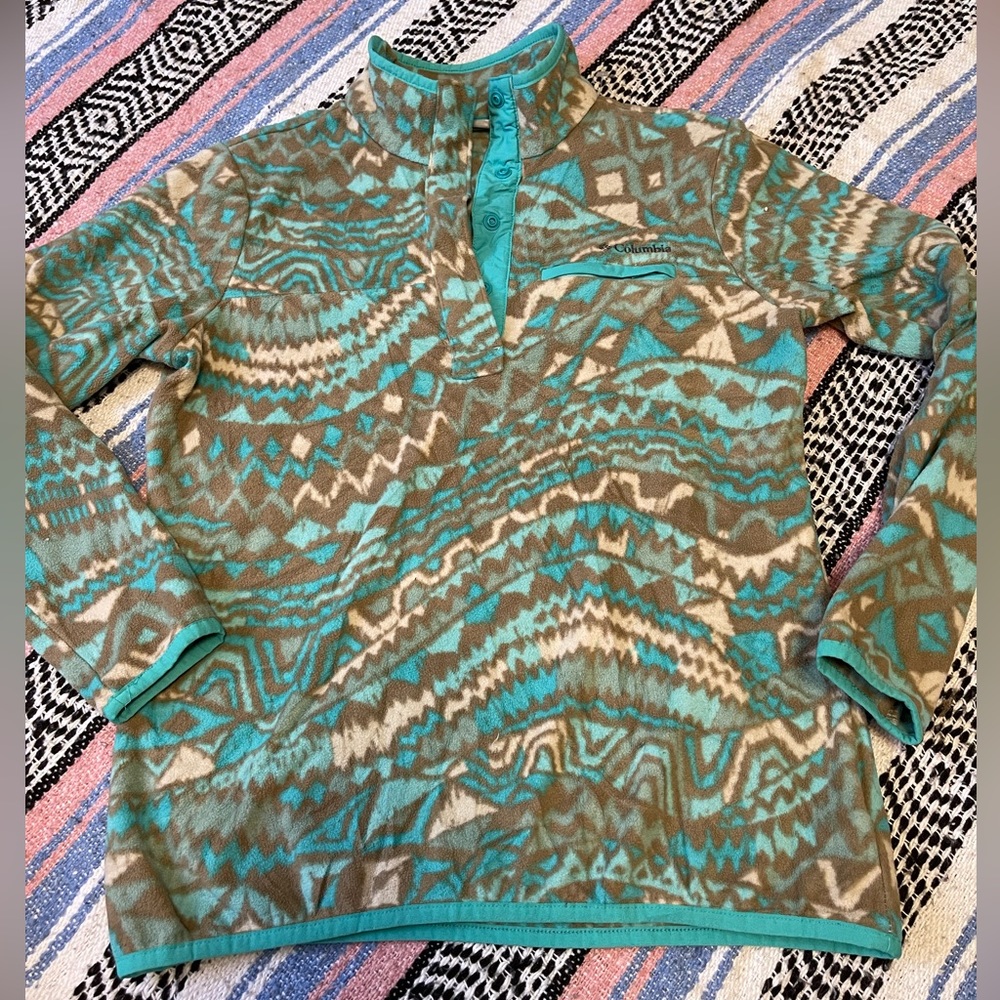 Women’s medium Columbia pull over